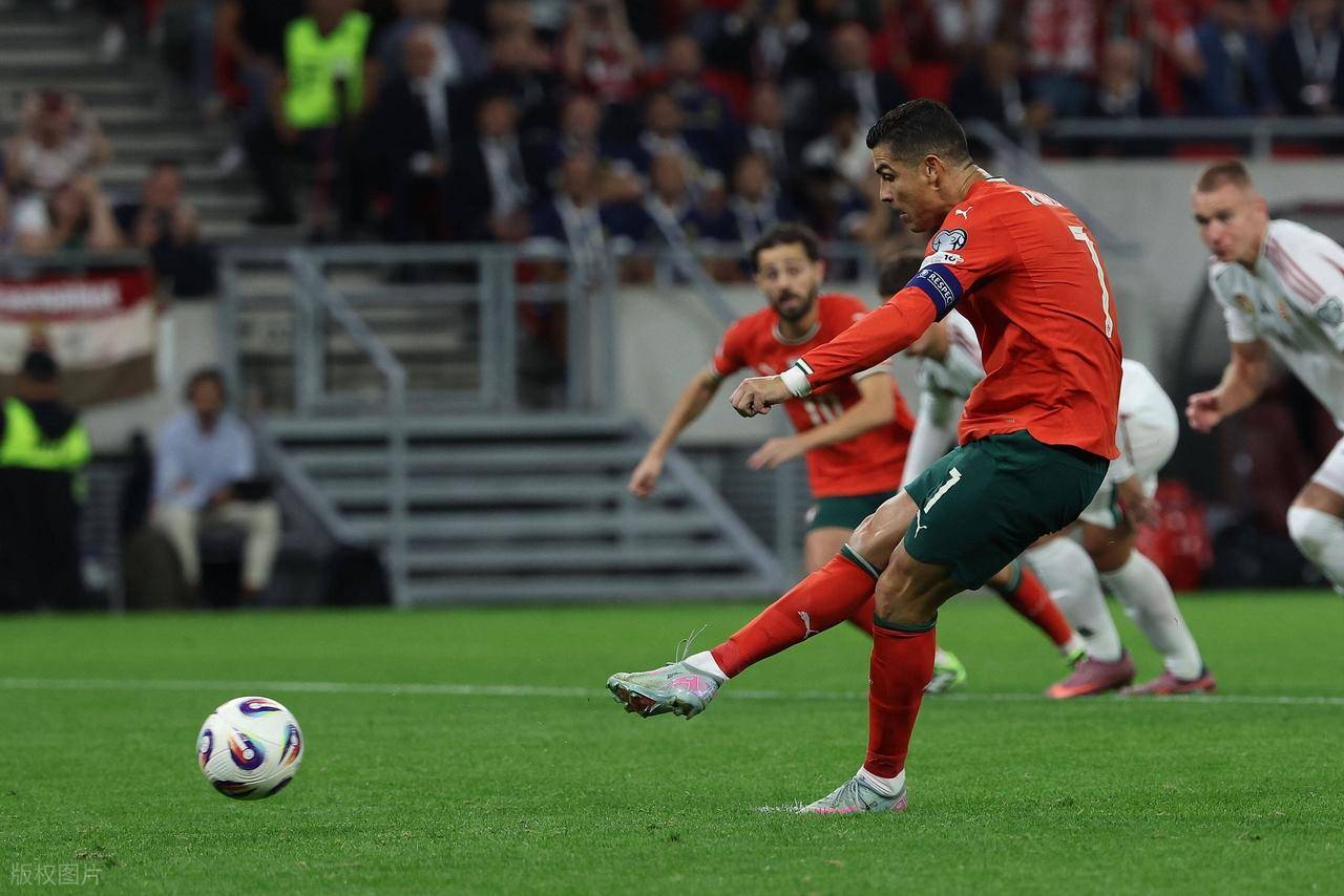 壹号娱乐官网app下载包含葡超赛程吃紧，尼斯今晨单刀错失，信心回归，年轻球员得到机会的词条